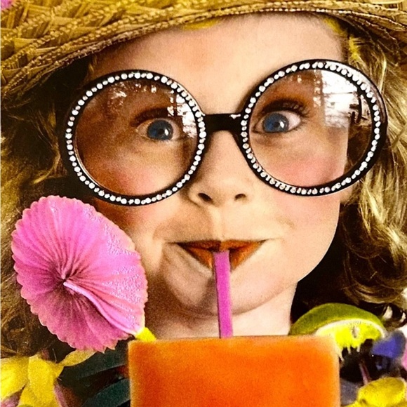 Meet your Posher, Lori (Bubbles) - Picture 14 of 16